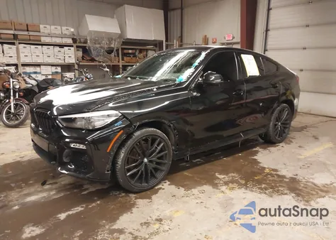 2020 BMW X6 xDrive40I z USA, uszkodzony, nr VIN 5UXCY6C07L9C99573